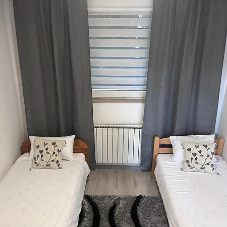 Kod Brice Apartamento Tuzla